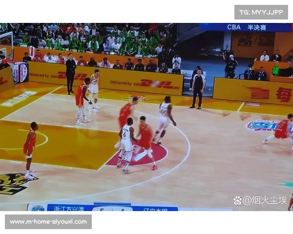 新赛季判罚尺度引发热议球员能否快速适应或成胜负关键 新赛季判罚尺度引发热议球员能否快速适应或成胜负关键