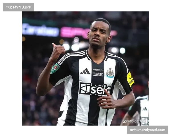 伊萨克离队纽卡斯尔 主帅不回应斯洛特言论